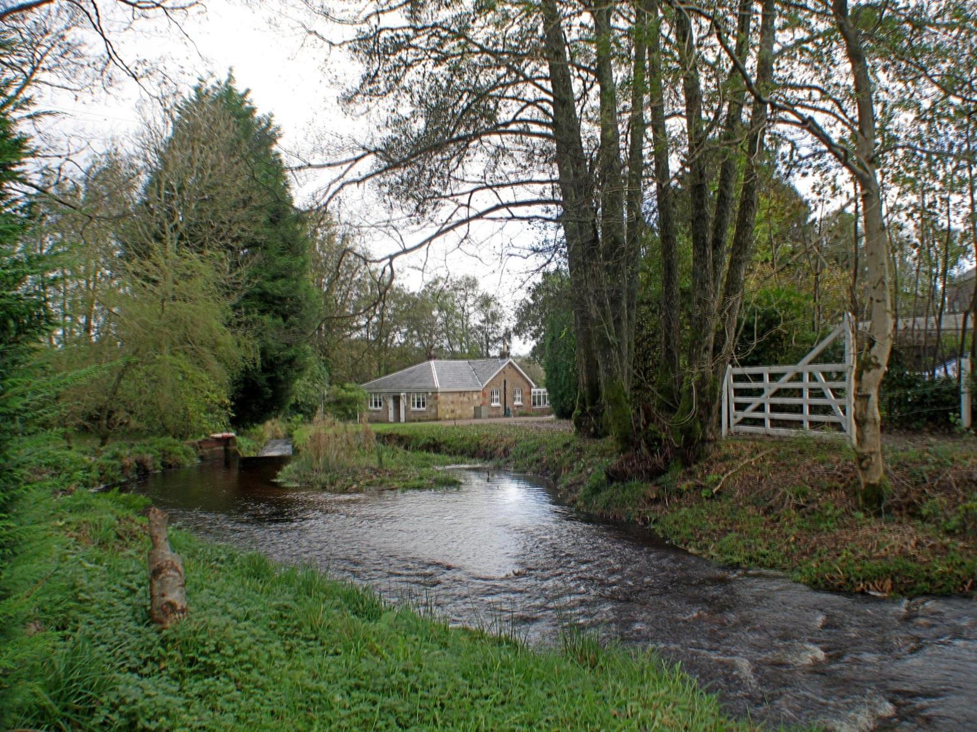 Auchendennan Farm Self Catering Cottages Balloch Cameră foto